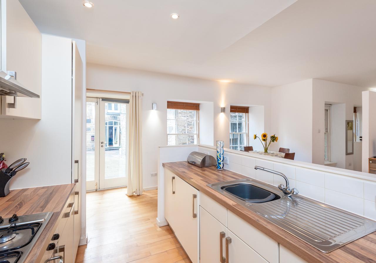 The Edmonstone'S Close Residence Edinburgh Ngoại thất bức ảnh
